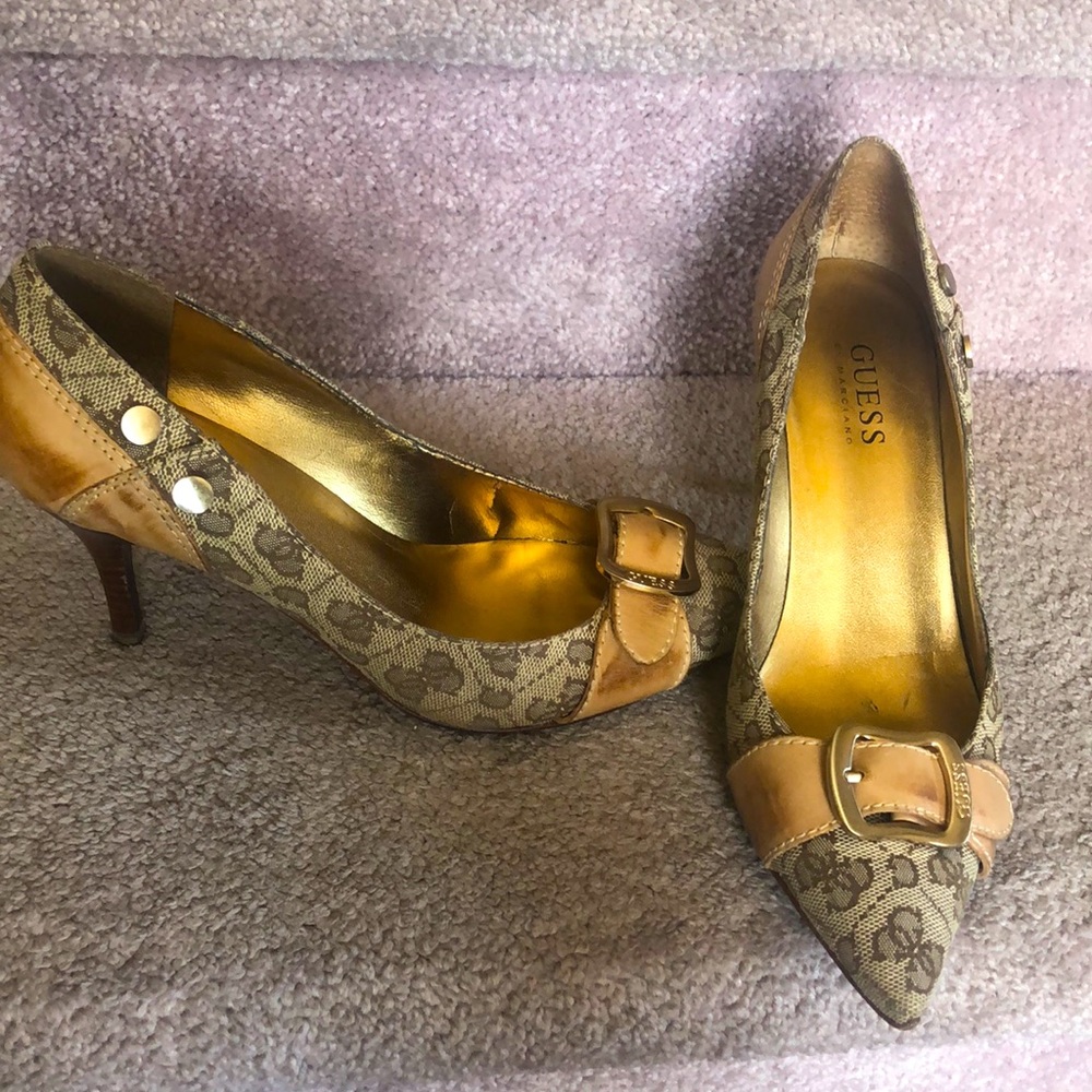 Guess shoes, size 7